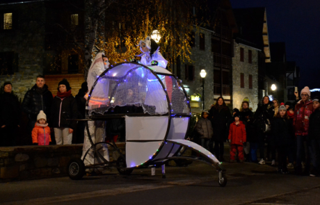 La magie de Noël, spectacle déambulatoire, Labo M Arts / © DR